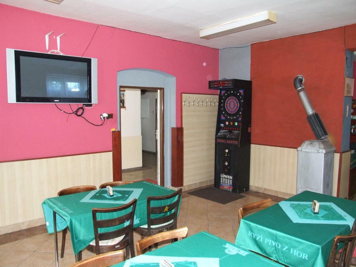 Hostinec Na Navsi Javornik  Ngoại thất bức ảnh